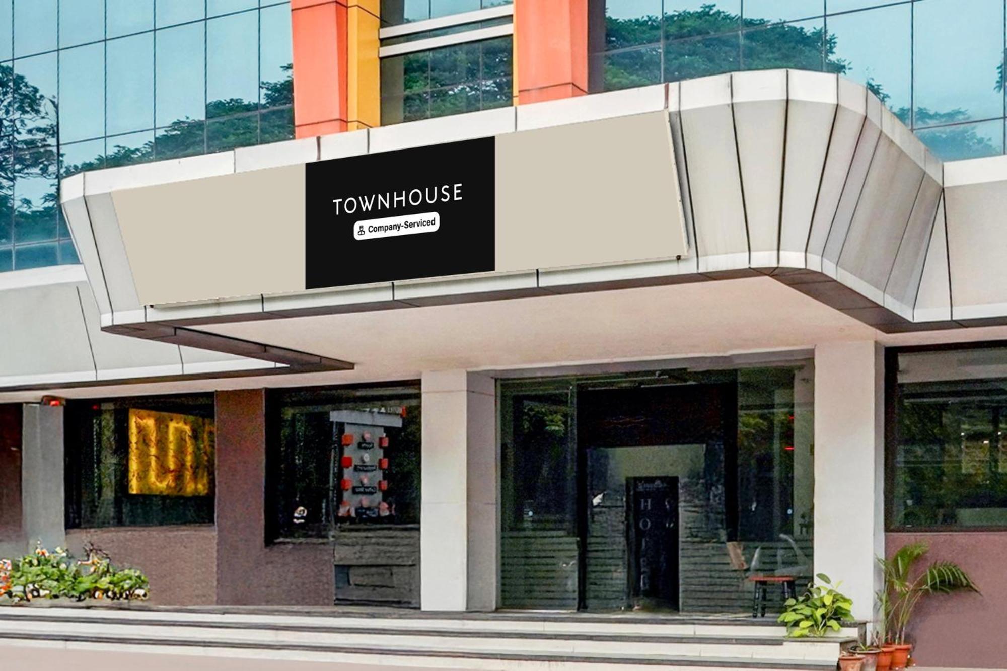 Townhouse Mysore Central ภายนอก รูปภาพ